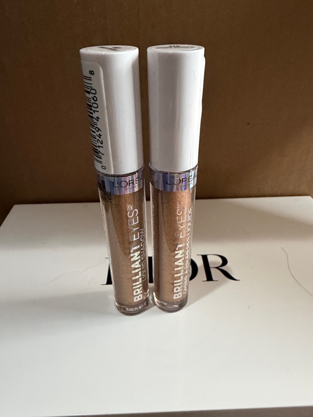 L'Oreal Brilliant Eyes Liquid Eyeshadow in shade 440 amber sparkle brand new